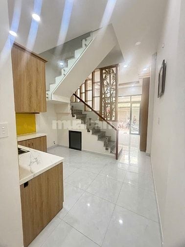 vỡ nợ bán nhà 41m2,3PN,2WC,SHR,4,68 tỷ, phan huy ích, gò vấp, full NT
