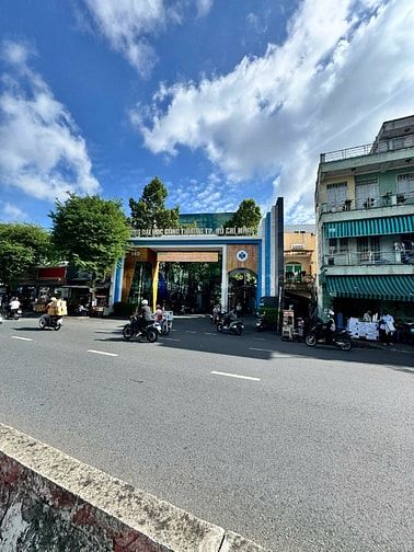 Chủ nhà ngộp bank cần bán gấp nhà 1 lầu Bùi Xuân Phái, 3.7 tỷ,sổ riêng