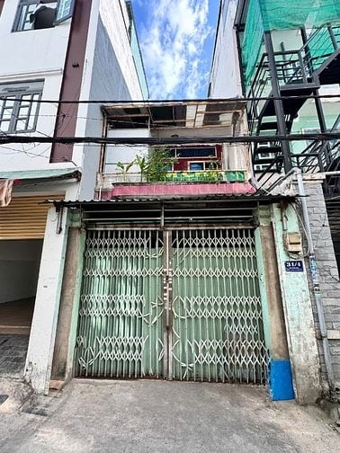 Chủ nhà ngộp bank cần bán gấp nhà 1 lầu Bùi Xuân Phái, 3.7 tỷ,sổ riêng