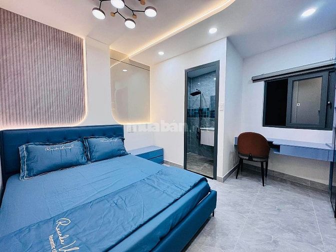 Bán nhà 5 tầng HXH thang máy Thích Quảng Đức, P5. Sân bay, ngã tư PN.