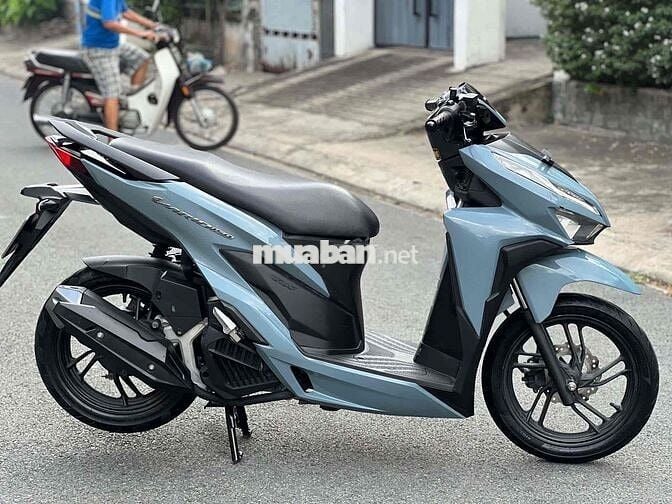 Honda VARIO  2022 màu xám xi măng  mới 95 %