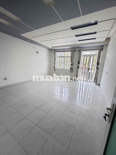 Nhà trệt 2lầu 5x25m 04phòng sẵn 02máy lanh KDC 586 phù hợp VPCTY