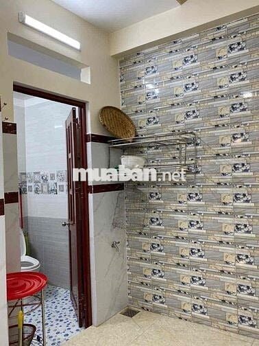 NHÀ HẺM XE HƠI NGUYỄN VĂN KHỐI (4,5x16M) - 4 PHÒNG NGỦ 5WC NHÀ ĐẸP