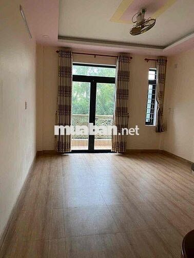 NHÀ HẺM XE HƠI NGUYỄN VĂN KHỐI (4,5x16M) - 4 PHÒNG NGỦ 5WC NHÀ ĐẸP