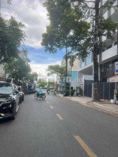 Cho thuê Building 19 Trần Bình Trọng Phường 1 Quận 5.