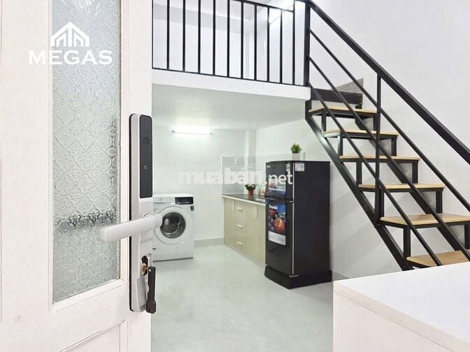 CHO THUÊ DUPLEX FULL ĐỒ MỚI RỘNG THOÁNG FULL ĐỒ NGAY PHẠM VĂN ĐỒNG 