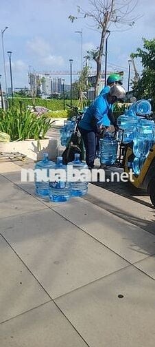Q7. TUYỂN NHÂN VIÊN GIAO NƯỚC BÌNH