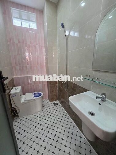 NHÀ MỚI XÂY RẤT ĐẸP DƯỚI 2 TỶ CÁI RĂNG LỘ 4M - SỔ HỒNG TẶNG NỘI THẤT