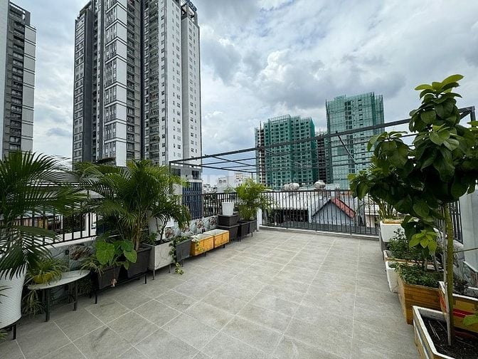C.thuê Hầm,4L,ST,t.máy(DTSD:400m2)full NTCC-Đ/C:666/64/12 Ba Tháng Hai