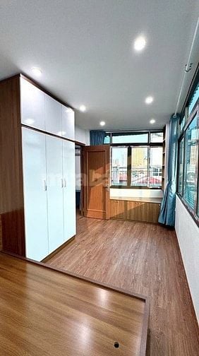 Bán căn hộ dòng tiền, xây mới, thang máy, đầy đủ nội thất