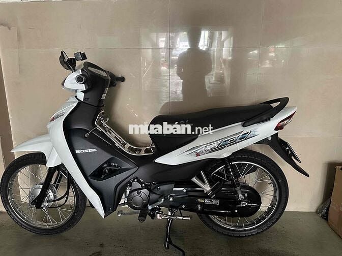 Honda Wave Trắng 712 km Sài Gòn