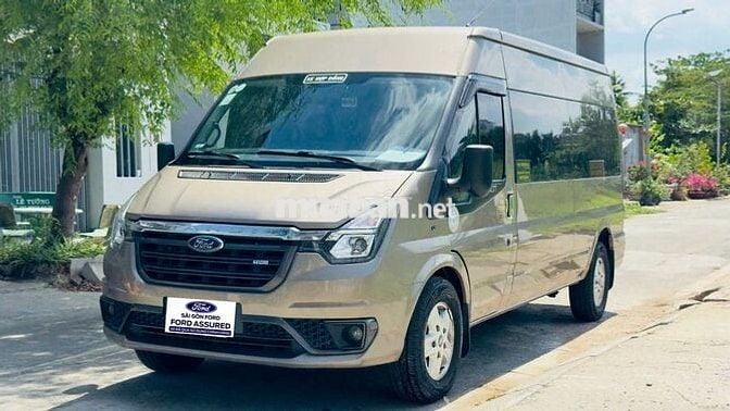 Ford Transit 2023 Vàng đồng 95.000km