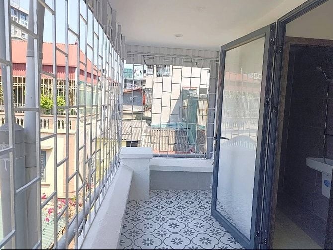 Bán căn hộ tầng 3 biệt thự pháp cổ 3 phòng ngủ phố Hoàng Hoa Thám