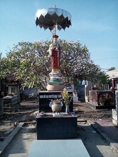 NHƯỜNG LẠI 2 XUẤT ĐẤT SINH PHẦN- NGHĨA TRANG CHÙA BÁO QUỐC HÓC MÔN