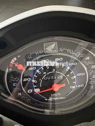 Honda Wave Trắng 712 km Sài Gòn