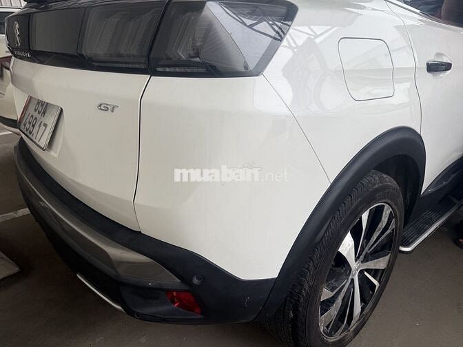 Peugeot 3008 Trắng 5 chỗ
