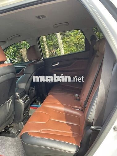 Hyundai Santa Fe 7 chỗ màu Trắng