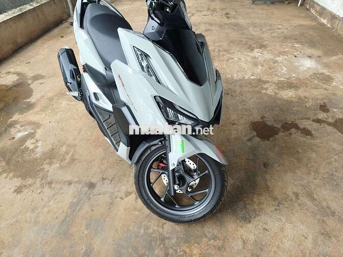 Honda Vario 160 2023 Xám 9663 km