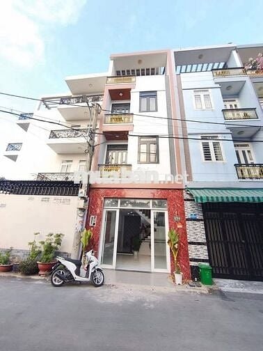 CG: BÁN NHÀ 3 LẦU ĐẸP ĐƯỜNG NHỰA LỚN PHƯỜNG HIỆP THÀNH QUẬN 12
