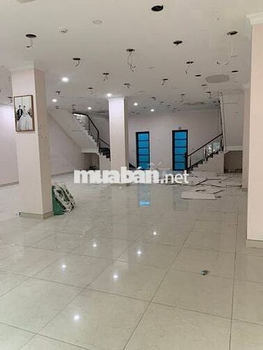 Nhà Mặt Tiền Nguyễn Văn Lượng, P10 Gò Vấp - Diện tích: 10m x 20m.