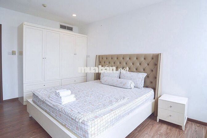 Cho thuê căn hộ chung cư Phúc Yên 1, Tân Bình, 122m2, 3PN, 13tr/tháng.