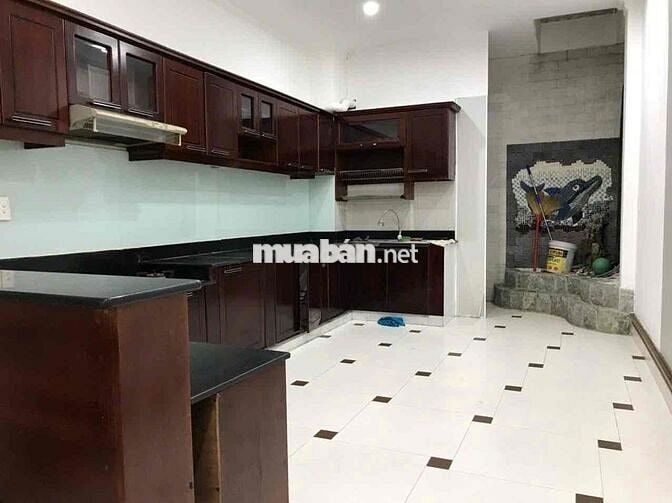 Nhà Mặt Tiền Đường Đất Thánh Tân Bình TP HCM