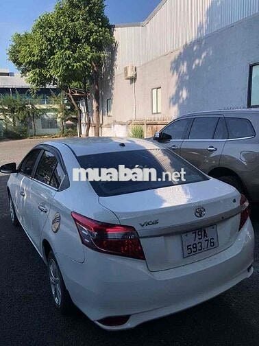 Toyota Vios E 2015 Trắng 125.000km