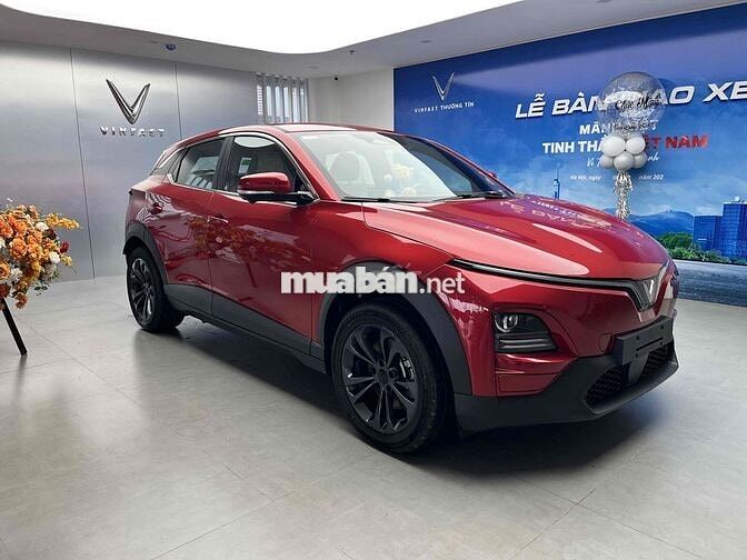 Tri Ân Khách Hàng VinFast VF6 Plus Giá Ưu Đãi