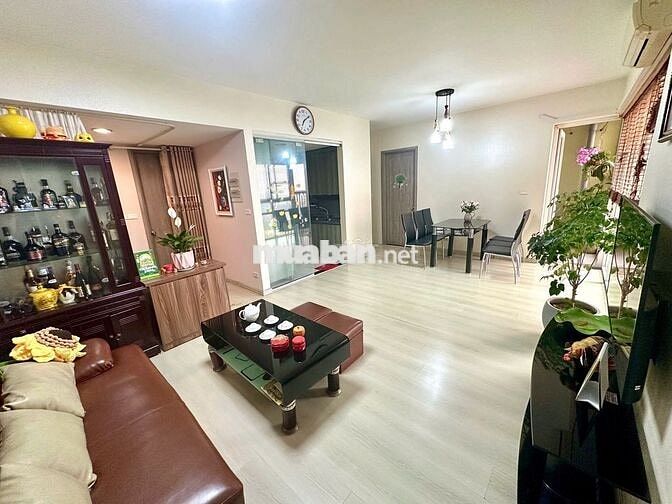 Bán căn hộ 2 PN, toà B2, Rừng Cọ,Ecopark,Văn Giang,Hưng Yên chỉ 4,2 tỷ