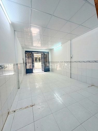 Vỡ nợ cần bán gấp nhà hẻm Lý Thường Kiệt, Tân Bình giá 1.65 tỷ, SHR
