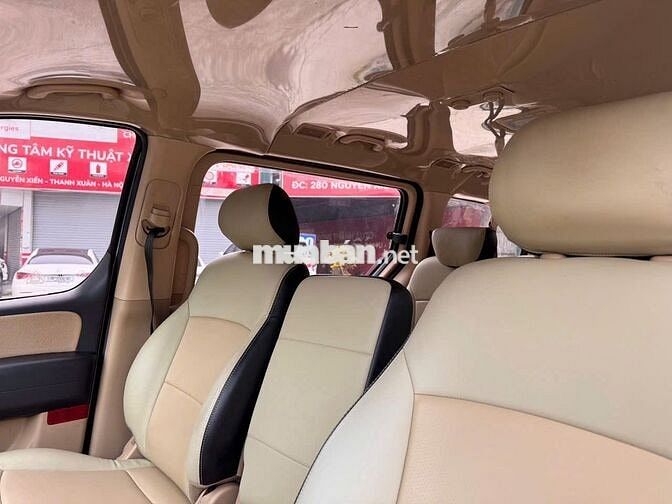 Hyundai Grand Starex 2016 9 chỗ  Ghi 110.000km