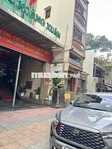 Toyota Innova Cross 2024 Số tự động 7 chỗ Bạc