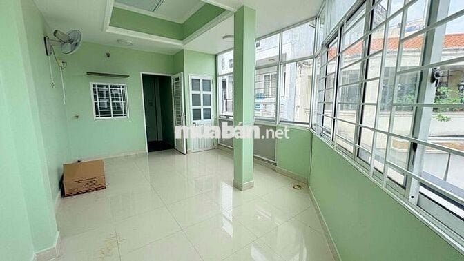 CHO THUÊ NHÀ NGUYÊN CĂN QUẬN 3 - HẺM RỘNG 2 MẶT TIỀN - VỊ TRÍ ĐẮC ĐỊA