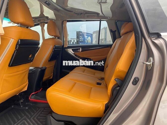 Toyota Innova 2.0G 2019 Đồng - 159.000km