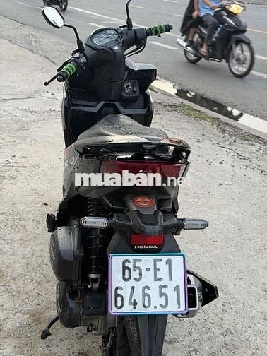 Honda Vario Đen