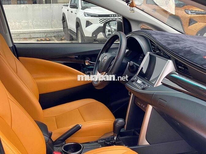 Toyota Innova 2.0G 2019 Đồng - 159.000km