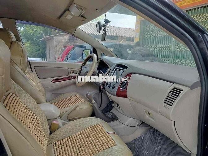 Bán xe Toyota Innova đẹp, giá liên hệ