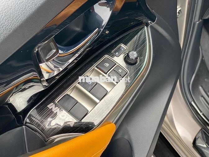 Toyota Innova 2.0G 2019 Đồng - 159.000km
