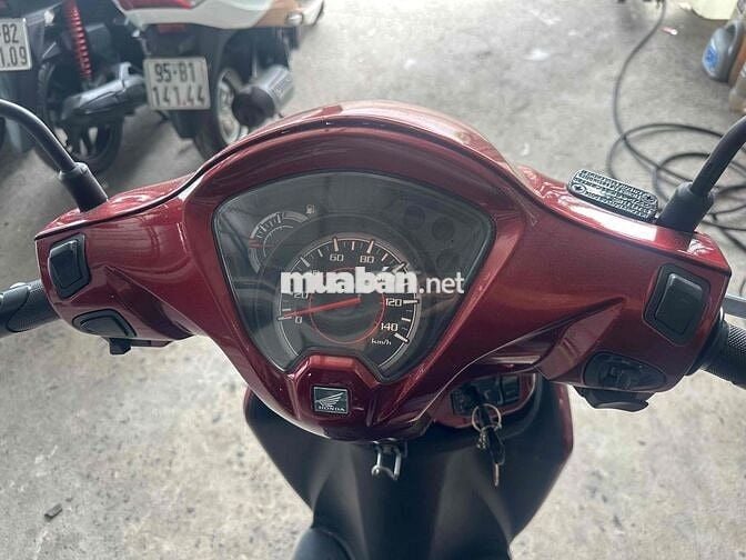 Honda Vision 2018 màu Đỏ