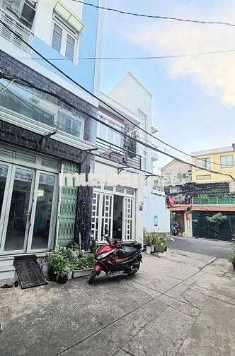 Bán Nhà Đẹp Đường Lý Tuệ, Tân Phú, DT 4,2 x 13m, 2Tầng, 3PN, 2WC. 