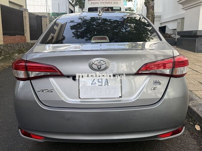 Toyota Vios E 2021 Số tự động Bạc