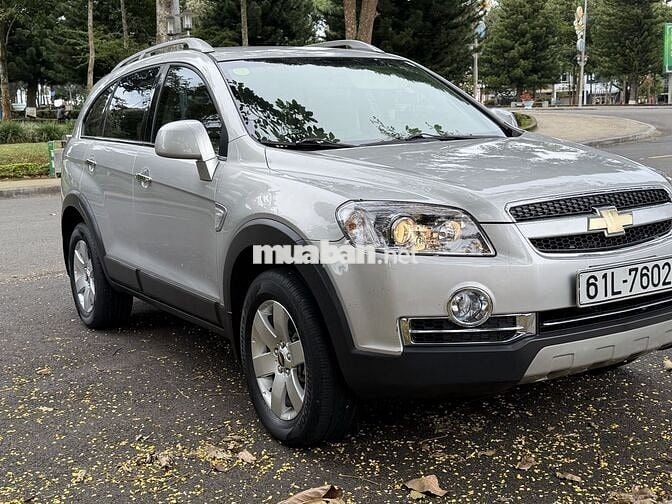 Chevrolet Captiva 2009 Số sàn Xăng 7 chỗ