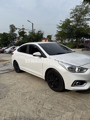 Hyundai Accent 2019 Số sàn Da Trắng
