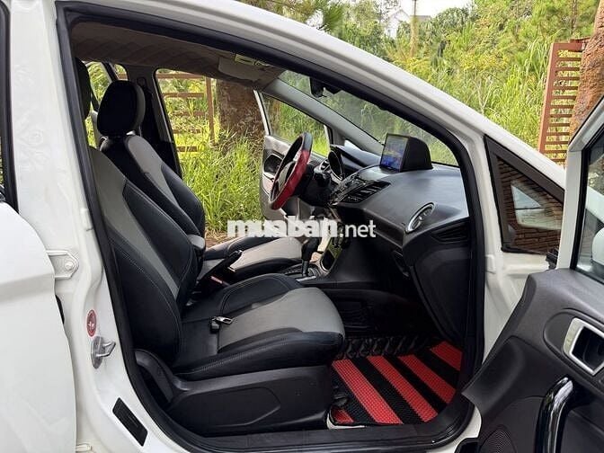 Ford Fiesta 2014 1.0 Tubo Trắng Tự động