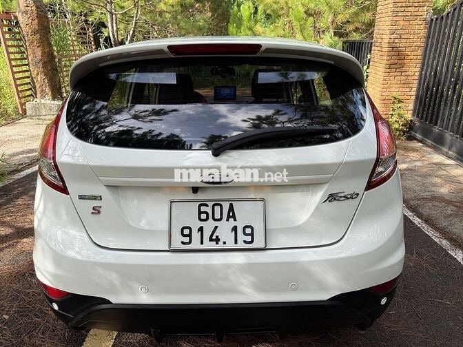 Ford Fiesta 2014 1.0 Tubo Trắng Tự động