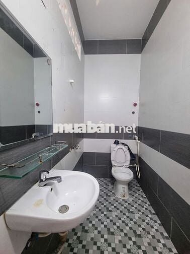 Mặt tiền 77 Nguyễn Thị Thập cho Thuê-gần siêu thị GoQ7,gần BV Q7,...