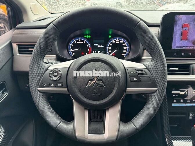 Mitsubishi Xpander Premium 2023 1.5AT,màu đỏ,2v2km