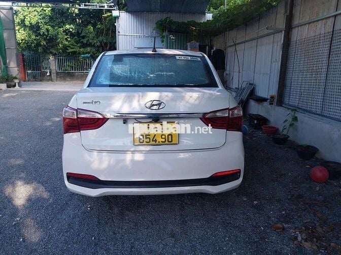 Hyundai Grand i10 Trắng 292.667 km