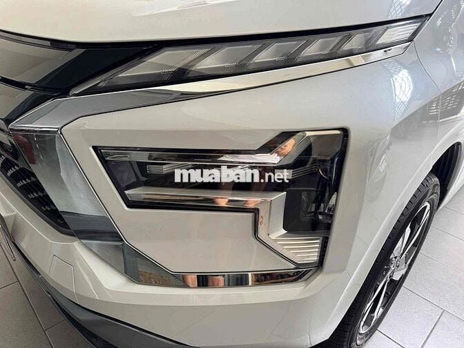 Mitsubishi Xpander Premium 2024 7 chỗ Trắng