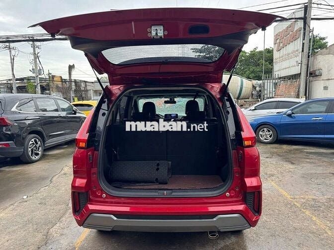 Mitsubishi Xpander Premium 2023 1.5AT,màu đỏ,2v2km
